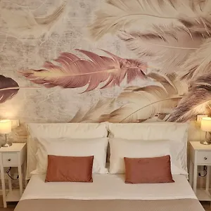 https://flora-house.hotelitalianriviera.com